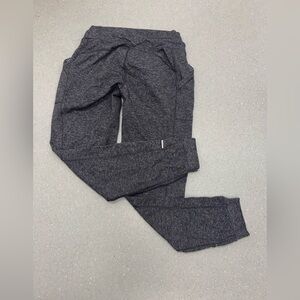 Lululemon Base Runner Pant size 6 heathered black/ grey​​